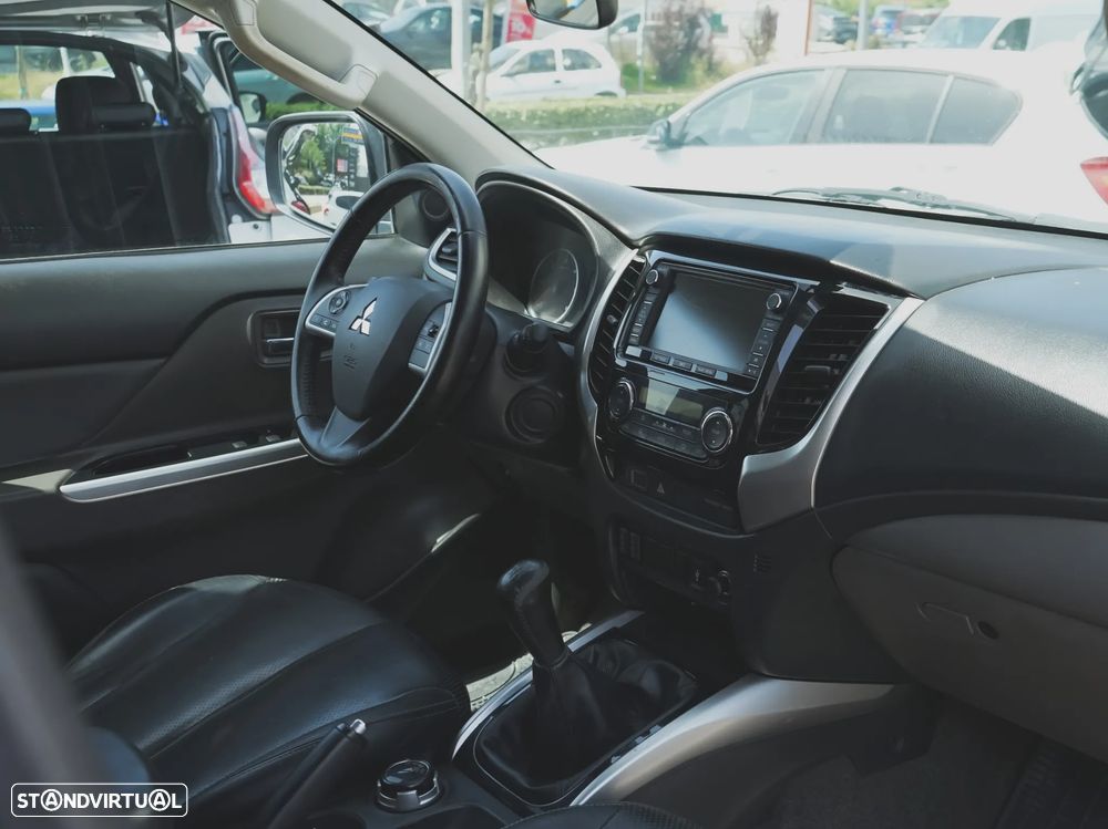 Mitsubishi L200 Pick Up 4x4 S&S Cabine Dupla Diamant Edition - 9