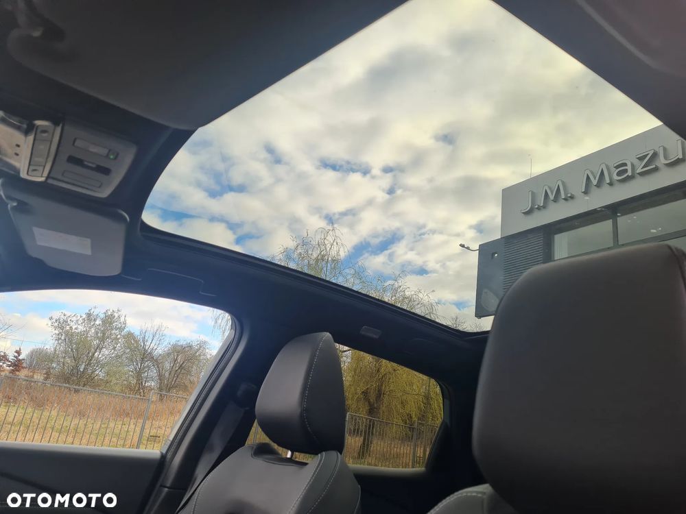 Nissan Qashqai 1.3 DIG-T MHEV 4x4 Tekna Xtronic - 6