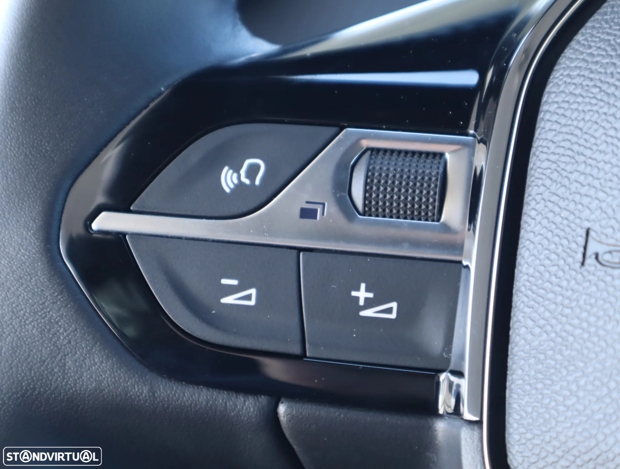 Peugeot 2008 1.2 PureTech Active - 31