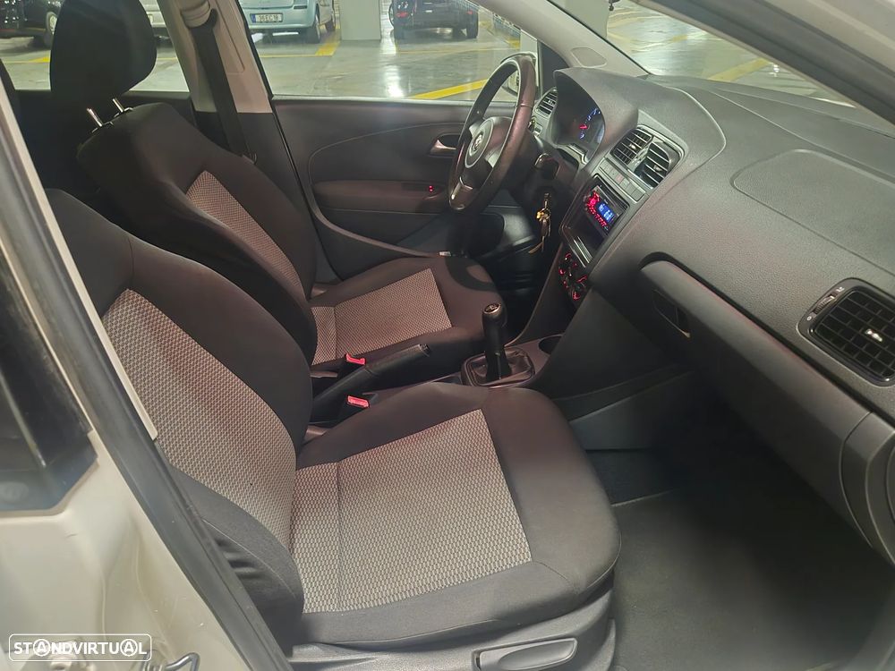 VW Polo 1.2 Confortline - 29