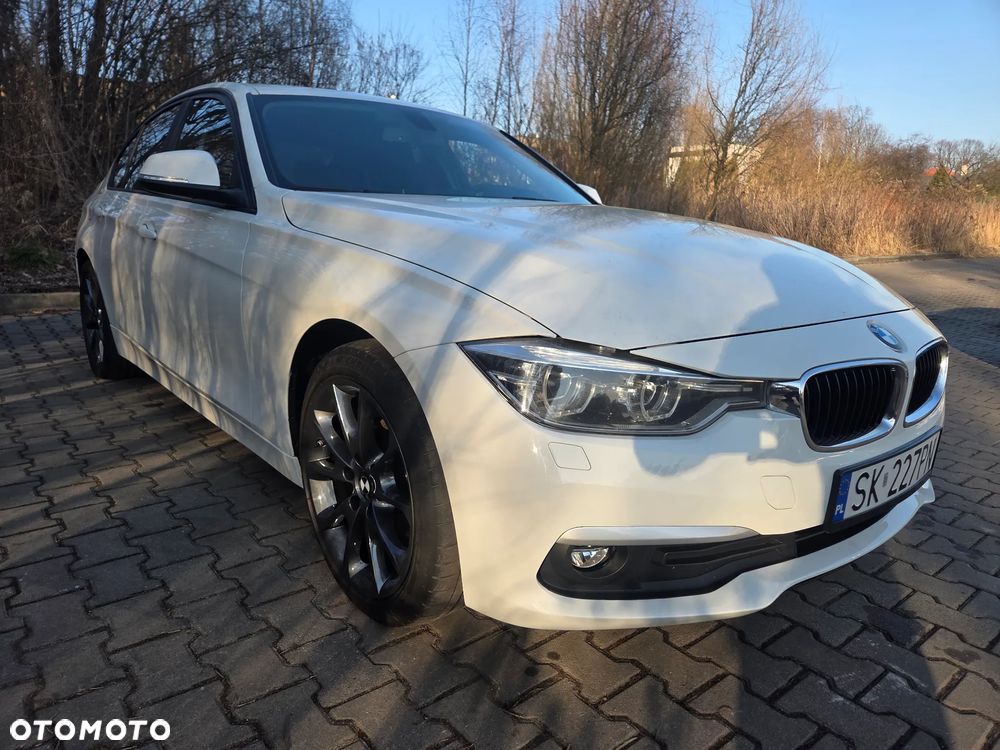 BMW Seria 3 318d Sport Line Shadow - 2