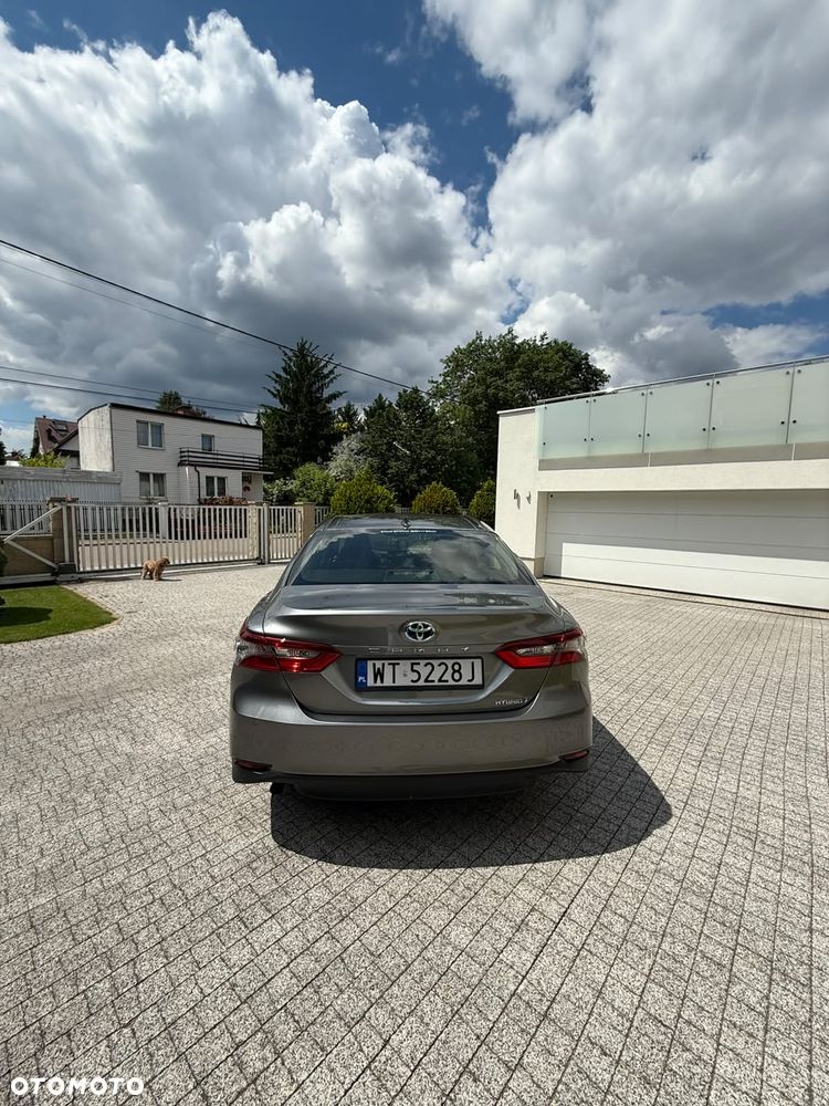 Toyota Camry 2.5 Hybrid Comfort CVT - 8