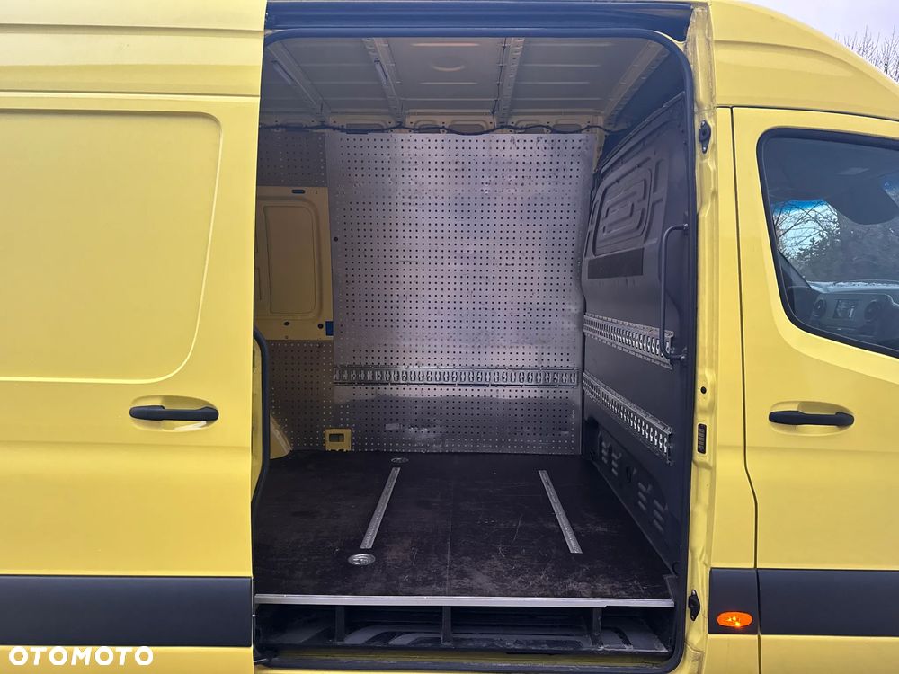 Mercedes-Benz 319 CDI - 25