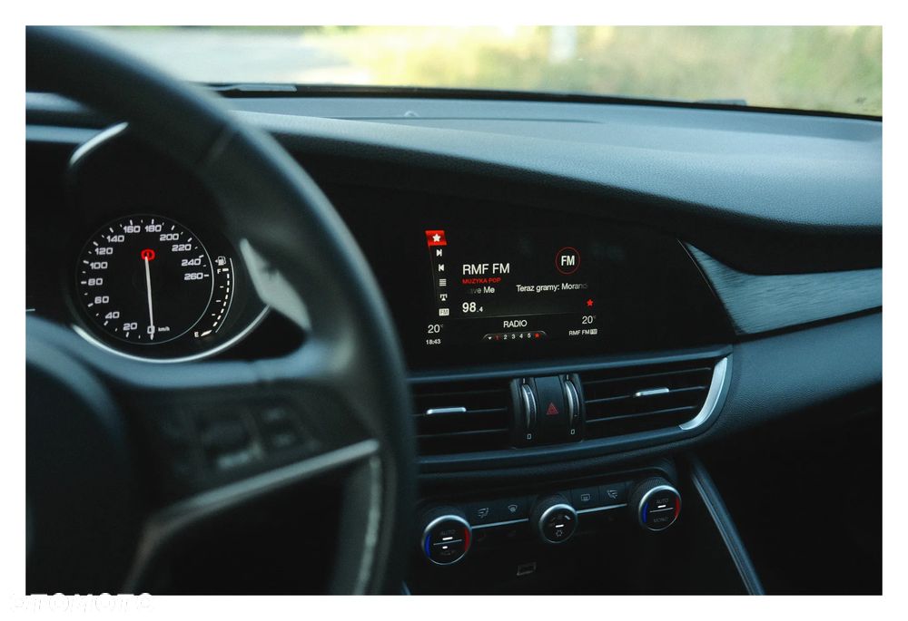 Alfa Romeo Giulia 2.0 Turbo Super - 17