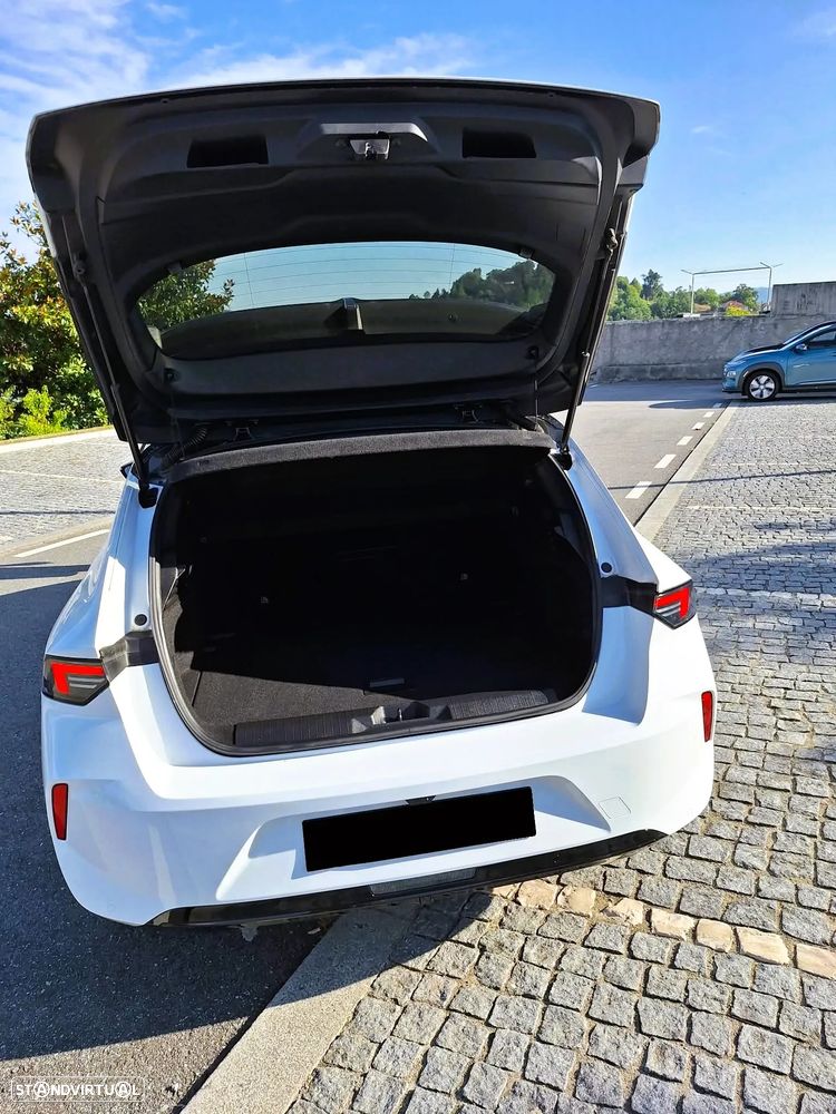 Opel Astra 1.2 Turbo GS Line - 35