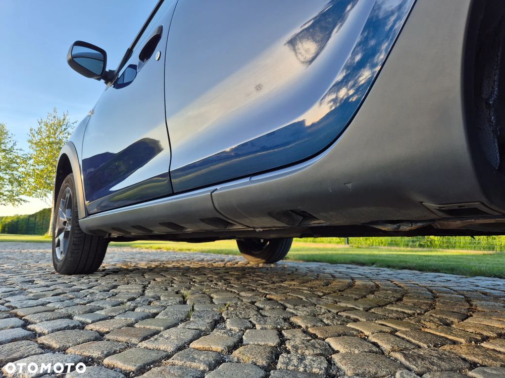 Dacia Sandero TCe 90 Celebration - 15
