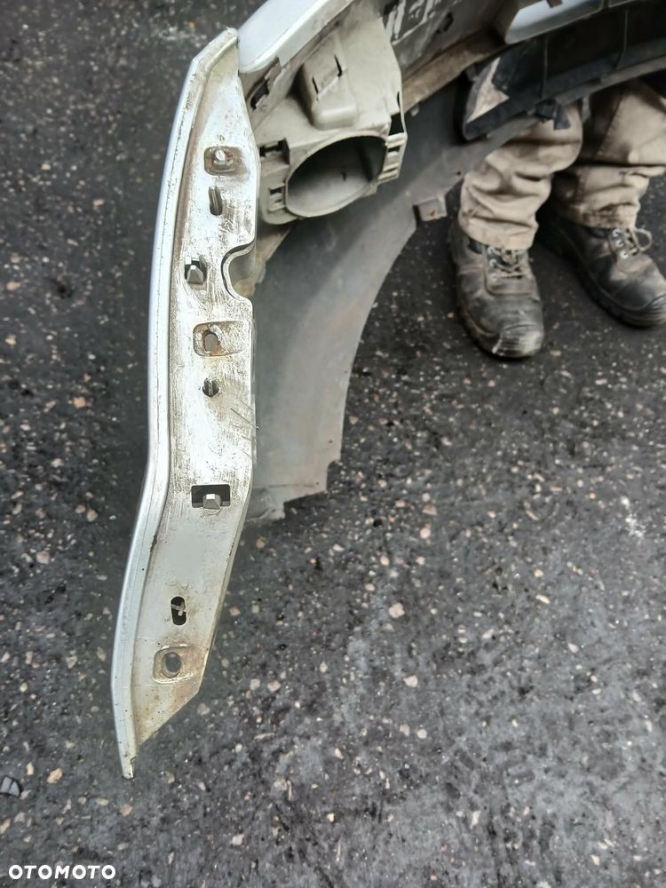 Ford Focus Mk2 Zderzak przedni - 8