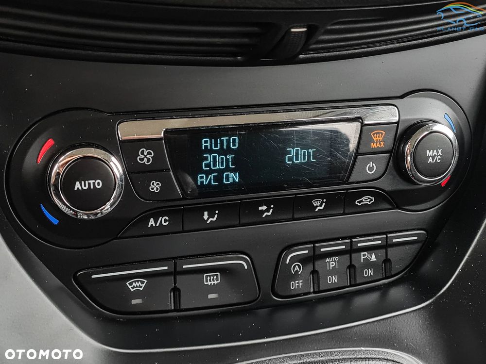 Ford Kuga 2.0 TDCi 4WD Titanium - 35