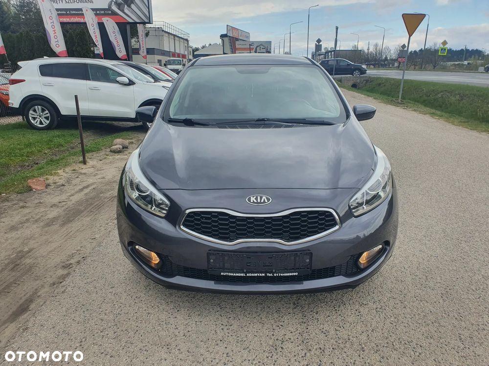Kia Ceed 1.4 CVVT Attract - 2