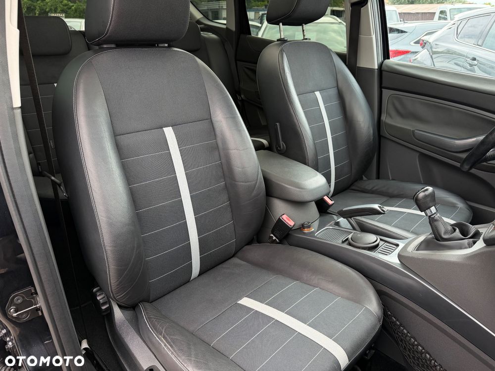 Ford Kuga 2.0 TDCi Titanium FWD - 21