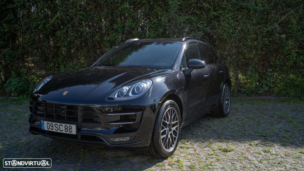 Porsche Macan Turbo Performance Package