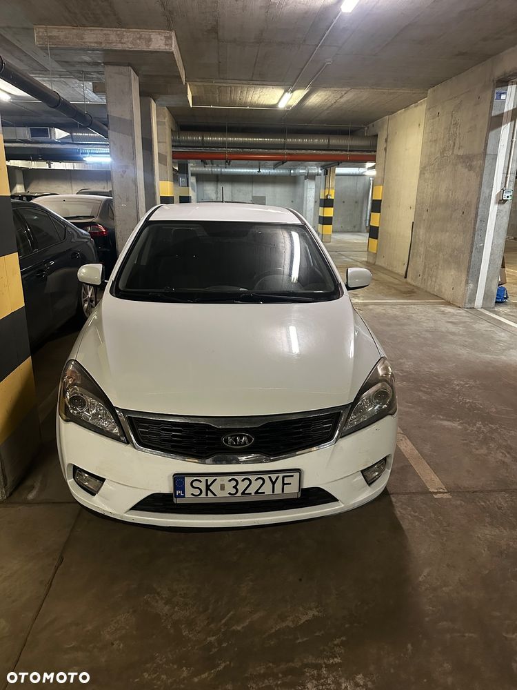 Kia Ceed 1.4 Comfort - 1