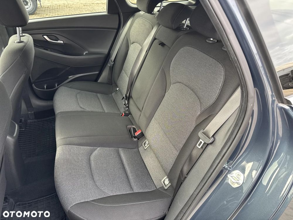 Hyundai i30 1.5 DPI Comfort - 27