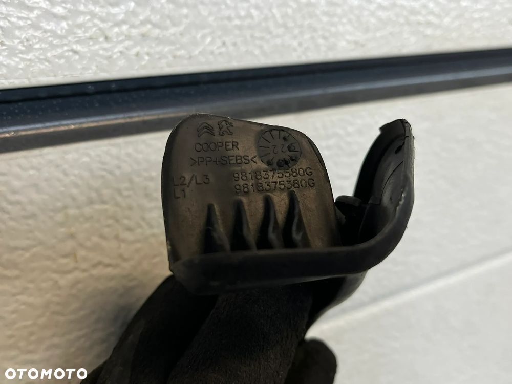 EXPERT III Jumpy III Vivaro IV Uszczelka drzwi przednich przód komplet 9818375180D 9818375580G - 4