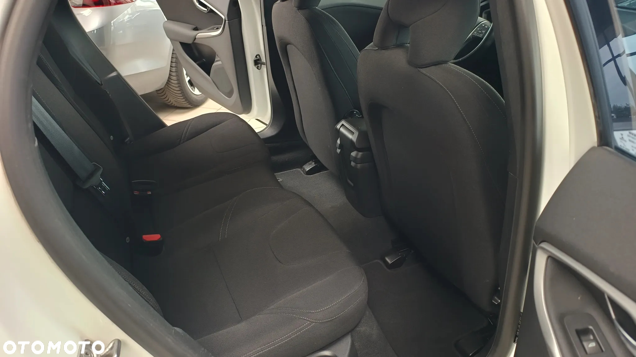 Volvo V40 D2 Drive-E Kinetic - 20