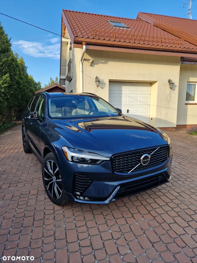 Volvo XC 60 B5 B AWD Plus Dark - 1