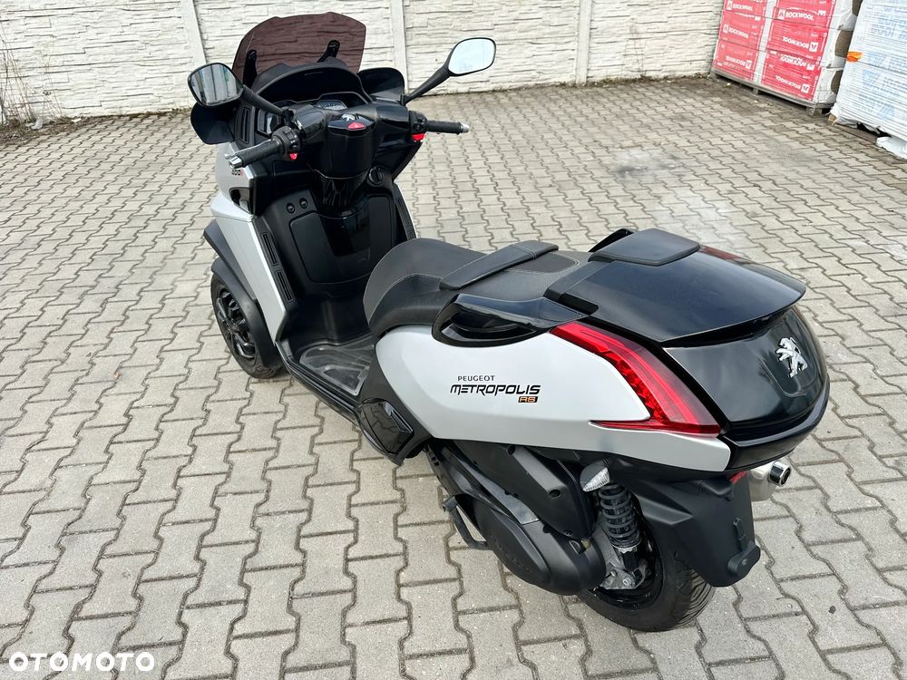 Peugeot Metropolis - 3