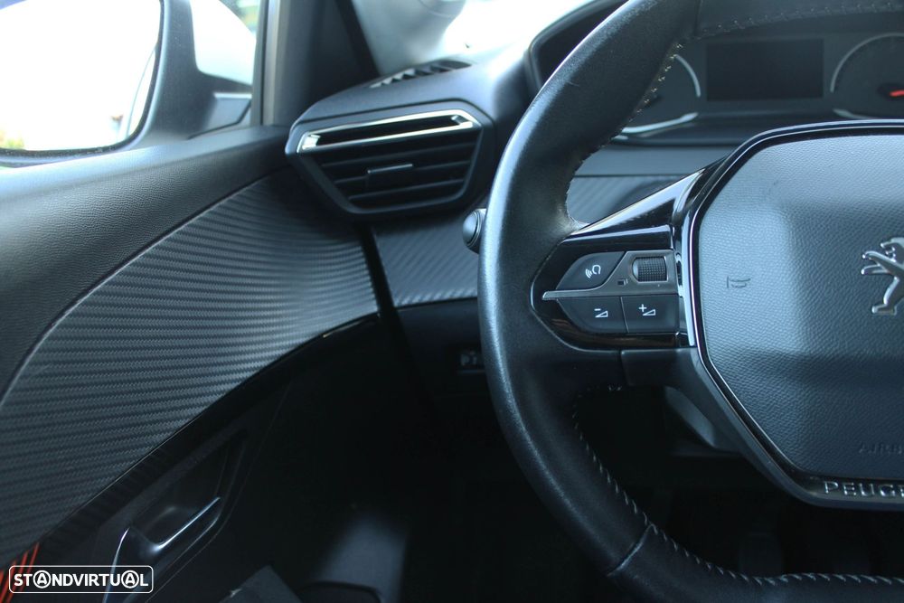 Peugeot 208 1.2 PureTech Active - 11