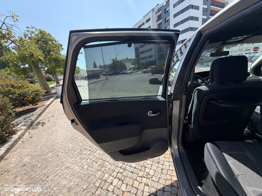 Renault Scénic 1.5 dCi Dynamique - 17