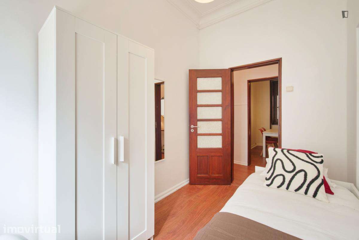 Quarto - localizado em Estrela Lisbon - Grande imagem: 5/41