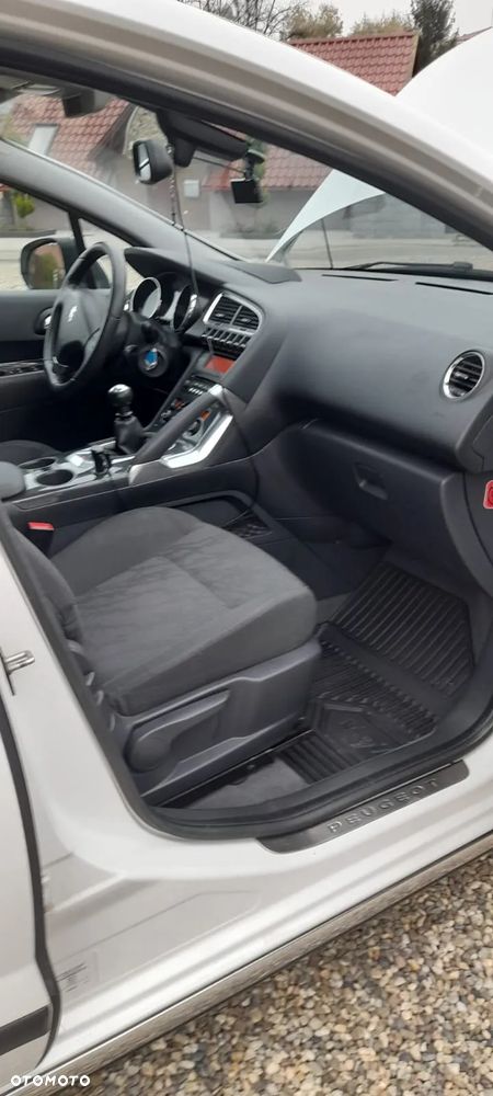 Peugeot 3008 - 14