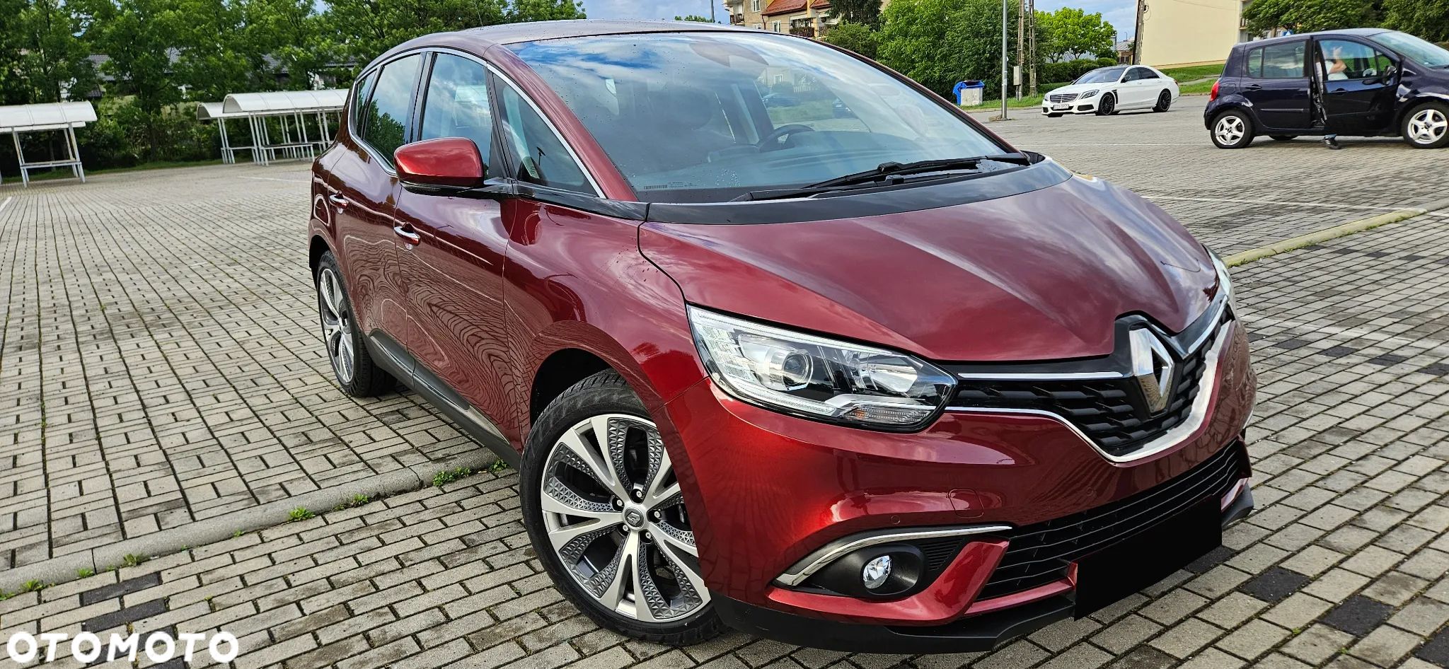 Renault Scenic ENERGY TCe 130 S&S Paris - 1
