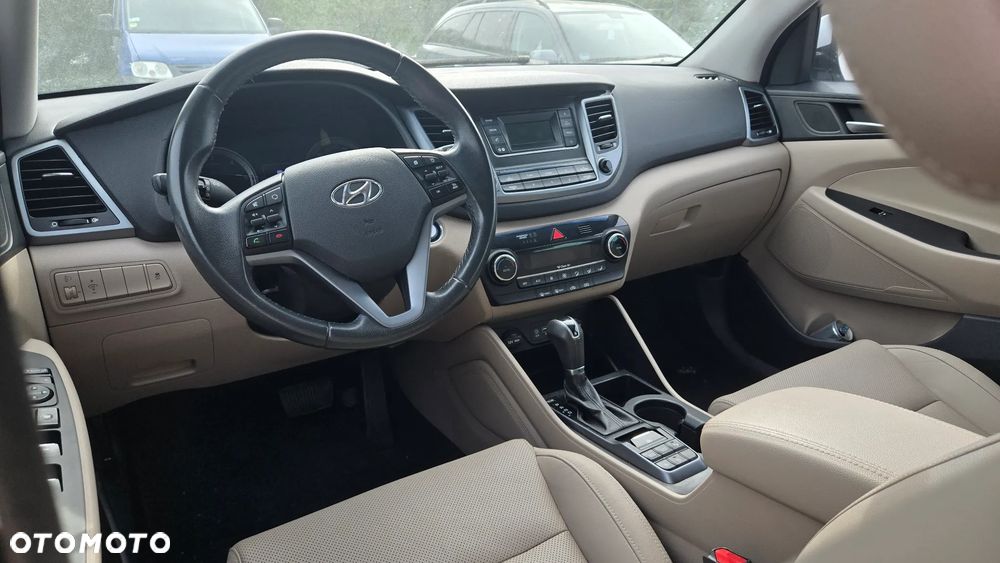Hyundai Tucson 1.7 CRDI BlueDrive Premium 2WD DCT - 10
