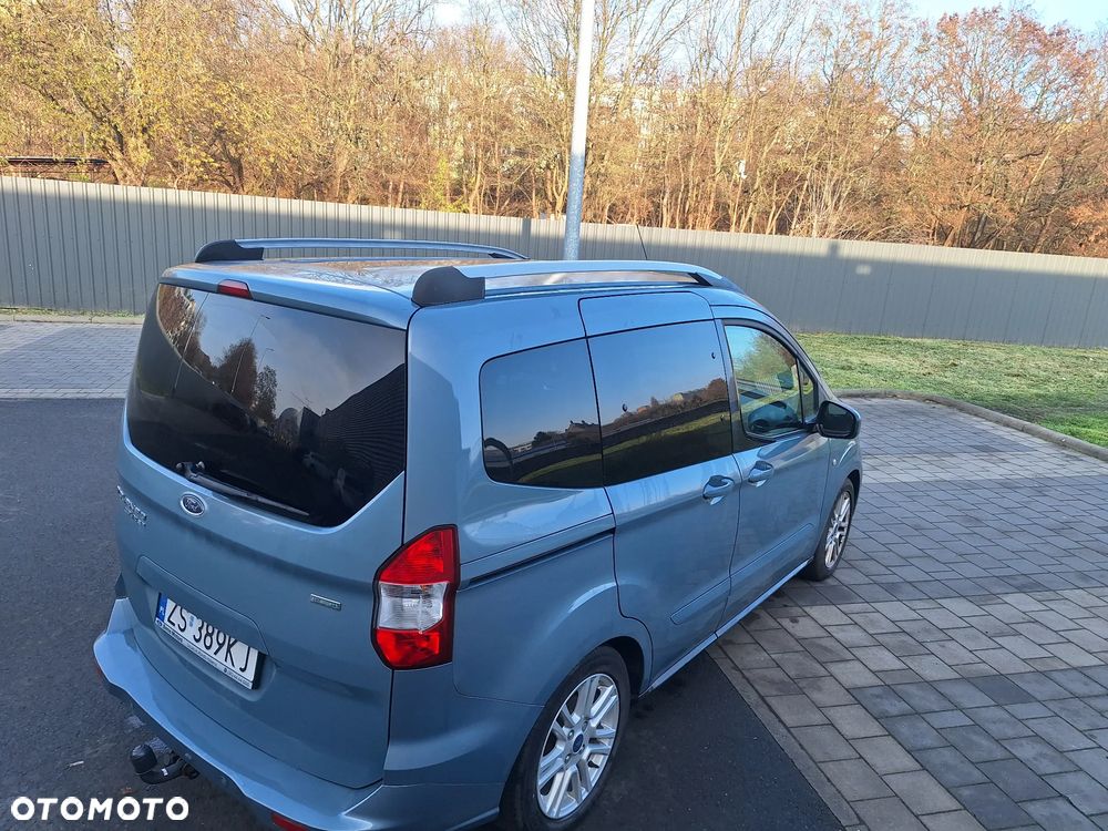 Ford Tourneo Courier 1.0 EcoBoost Trend - 15