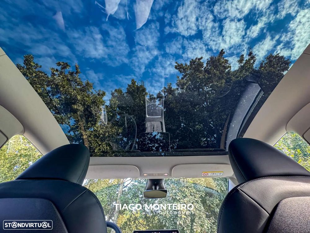 Tesla Model Y Tração Traseira - 44