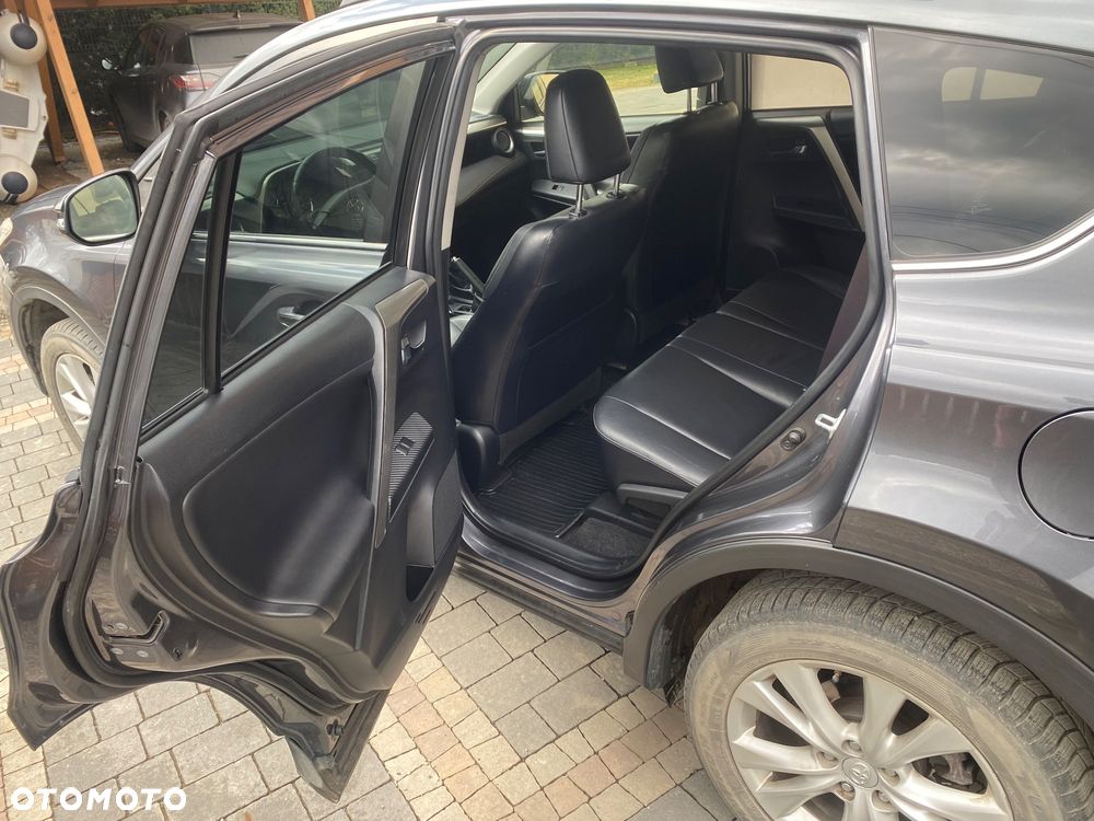 Toyota RAV4 2.2 D-4D Prestige - 19