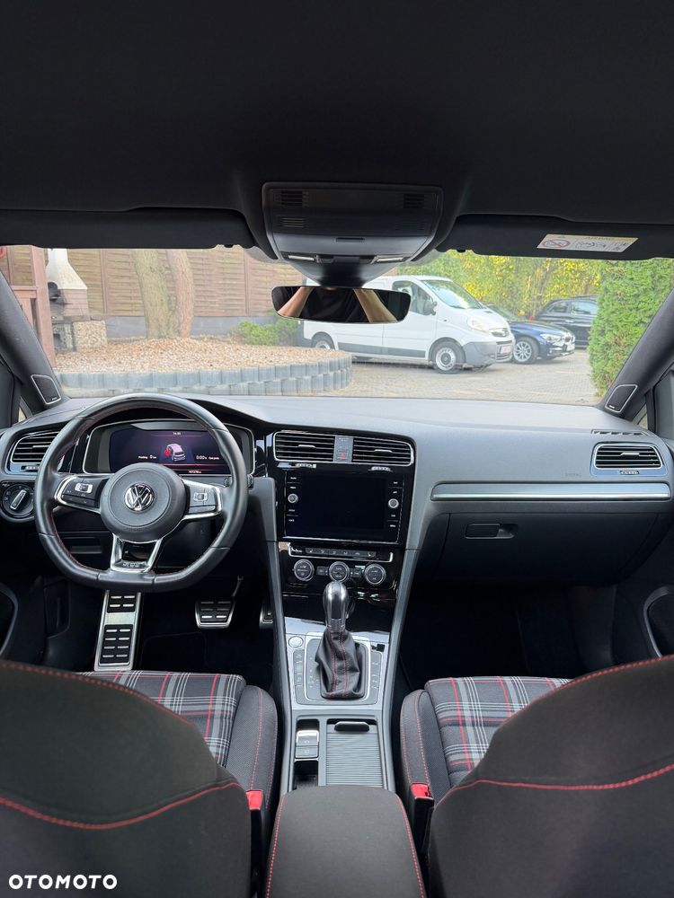 Volkswagen Golf GTI (BlueMotion Technology) DSG - 24