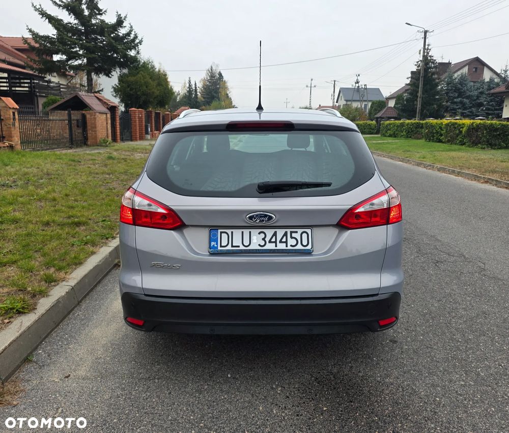 Ford Focus 1.6 Trend - 6