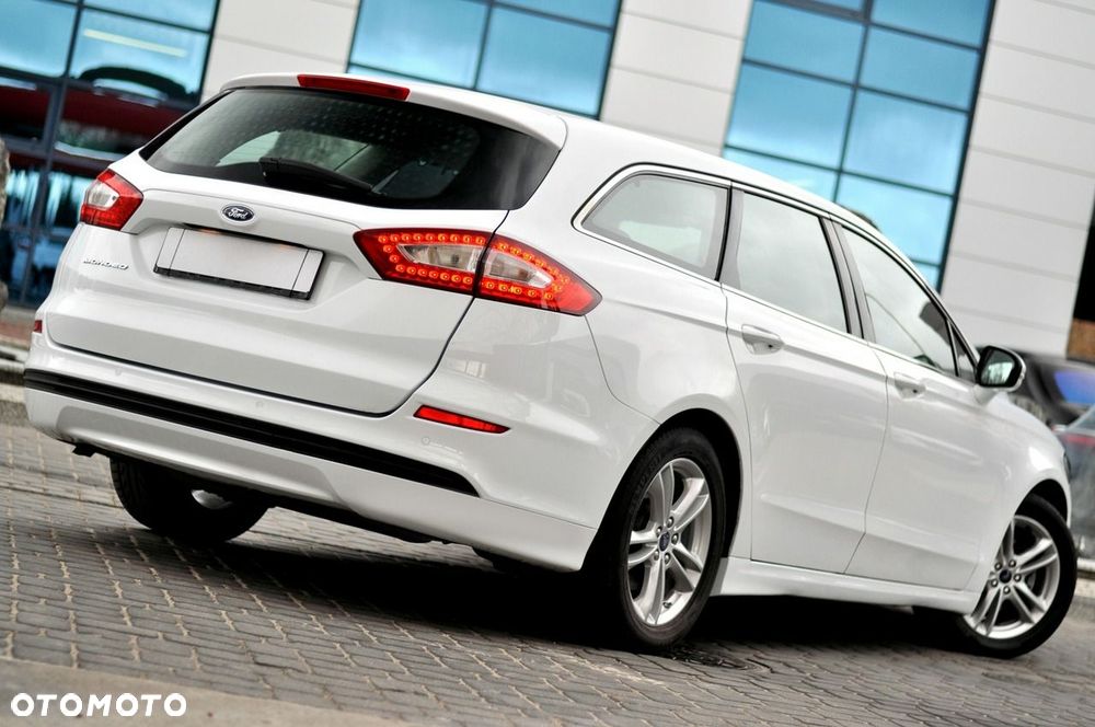 Ford Mondeo 2.0 TDCi Ambiente - 4