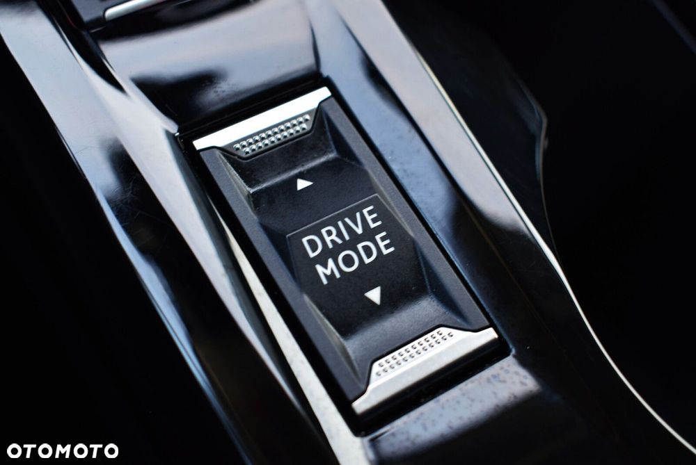 Peugeot 208 1.2 PureTech Allure S&S - 23