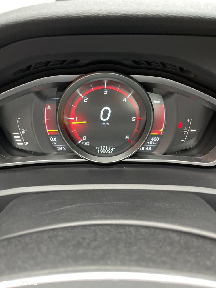 Volvo V40 D2 RDesign - 20