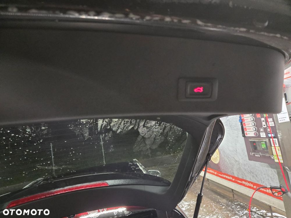 Audi A6 Avant 2.0 TDI quattro S tronic - 8