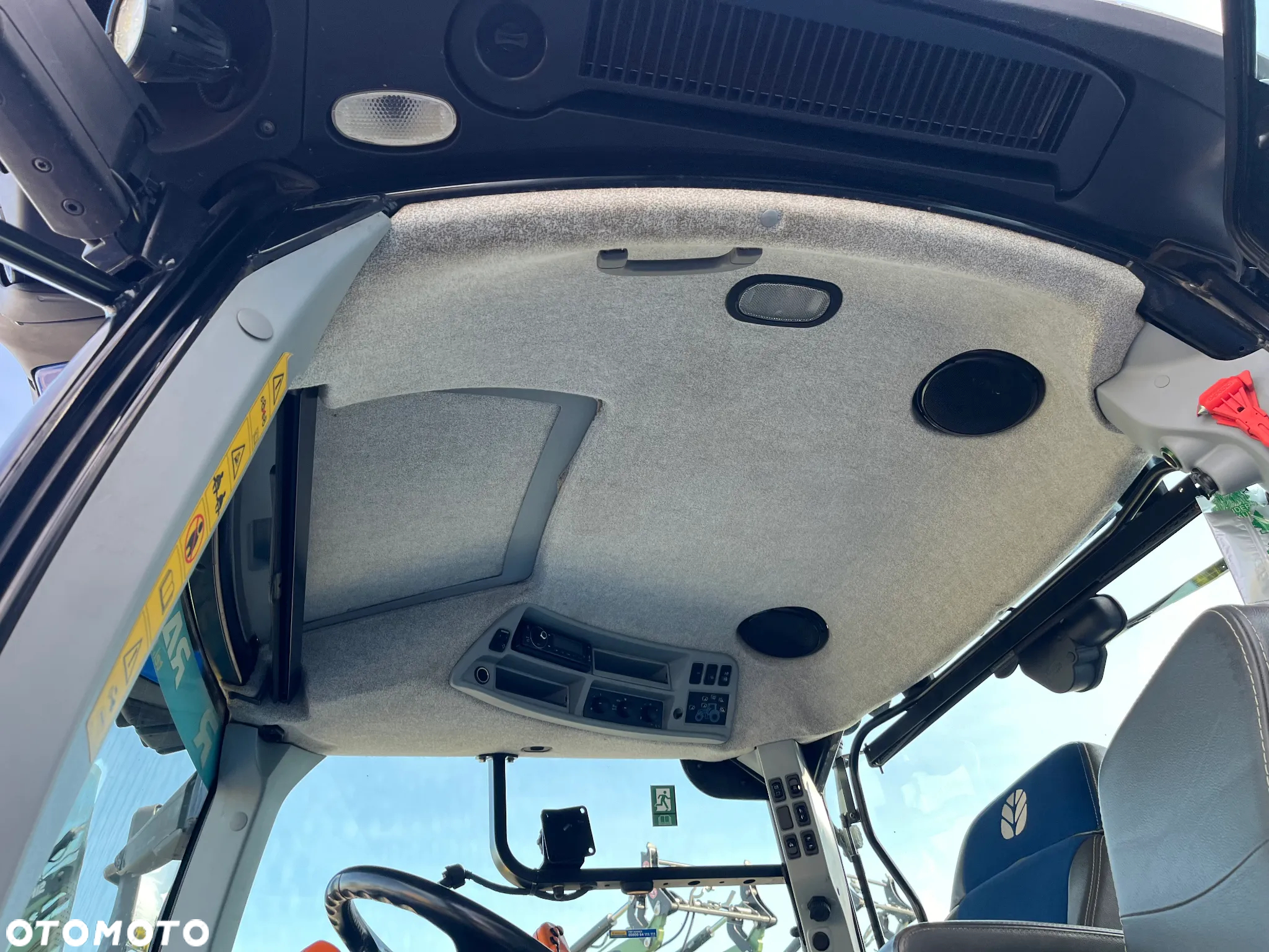 New Holland T7.260 Power Command - 16