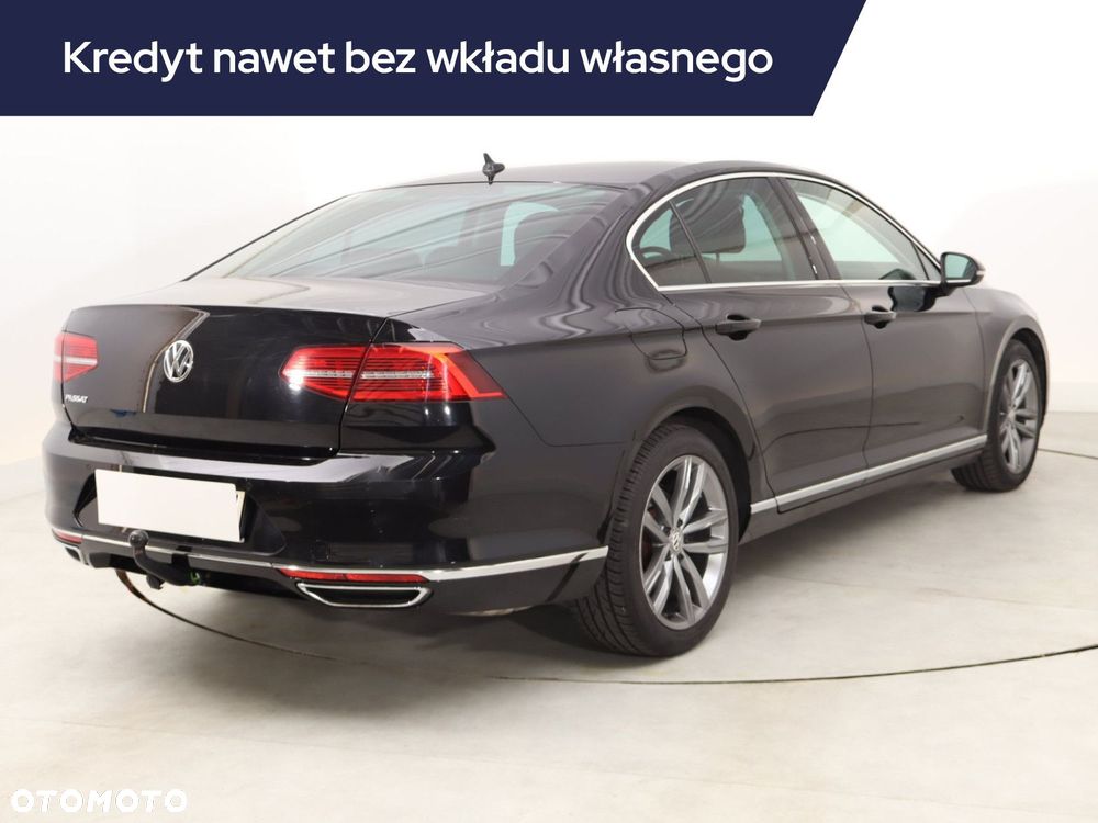 Volkswagen Passat - 7