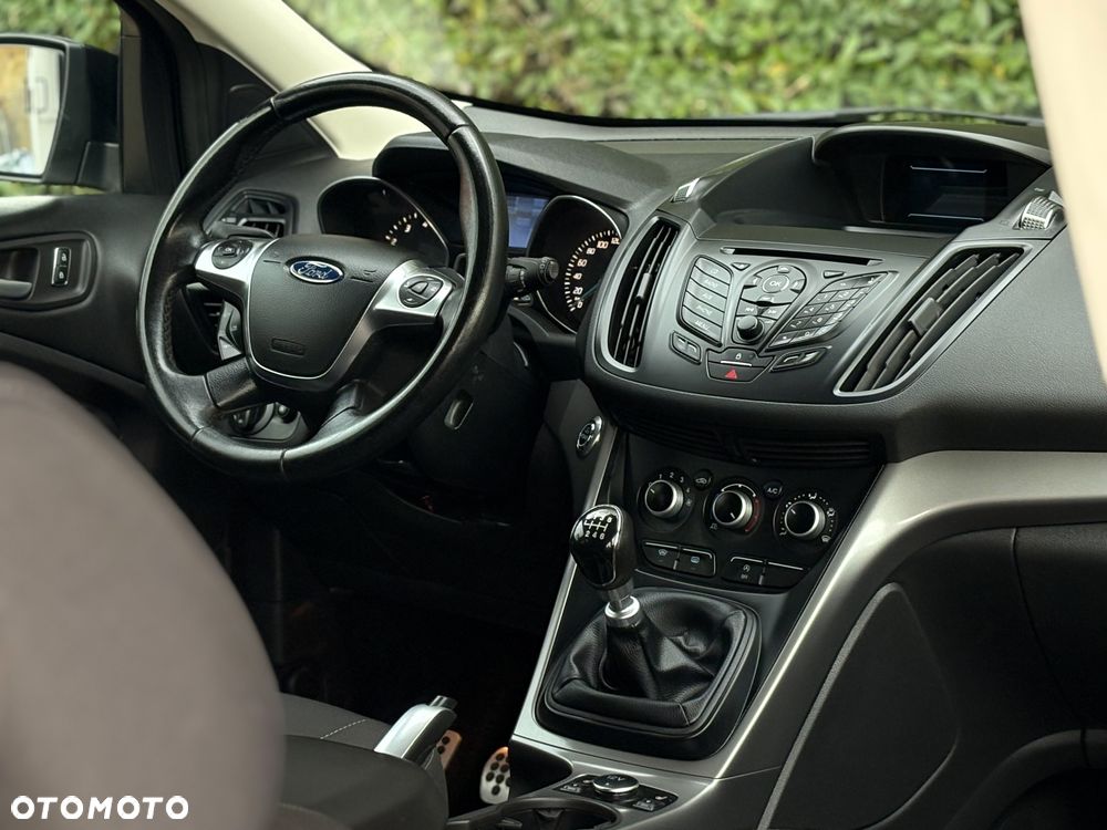 Ford Kuga 1.5 EcoBoost FWD Titanium ASS - 17