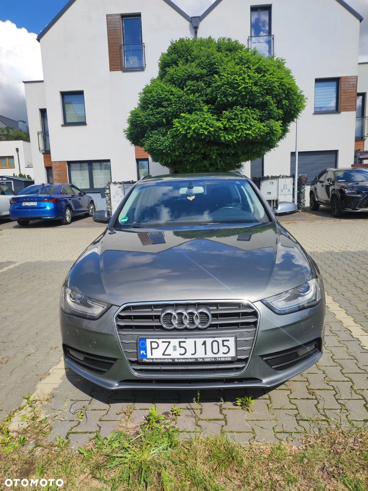 Audi A4 Avant - 1