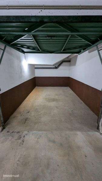 Garagem fechada box - Grande imagem: 3/4