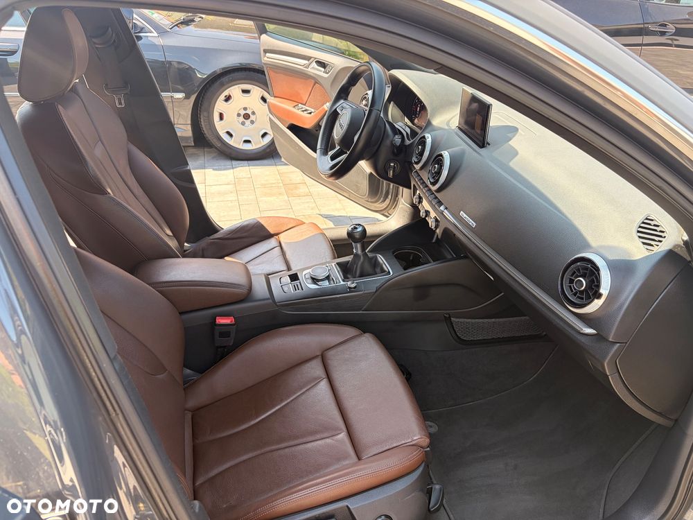 Audi A3 Sportback 2.0 TDI quattro design - 27