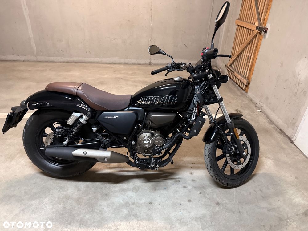 QJMOTOR SRV 125 - 2