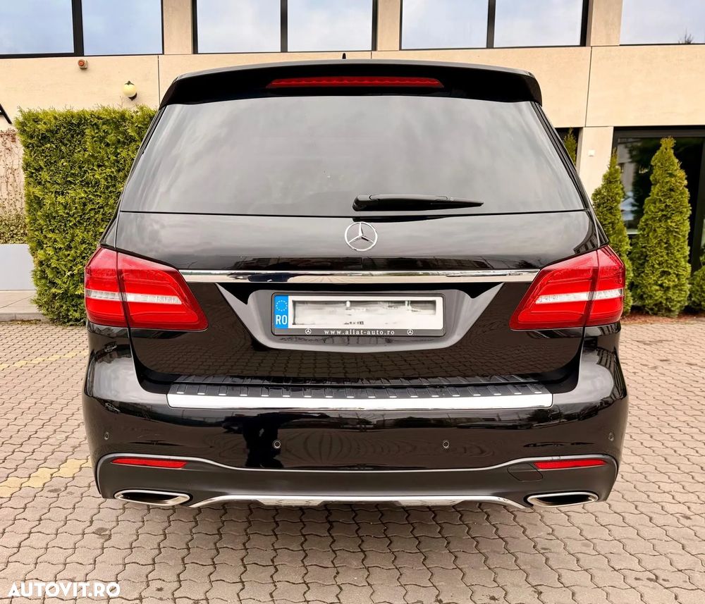 Mercedes-Benz GLS - 9