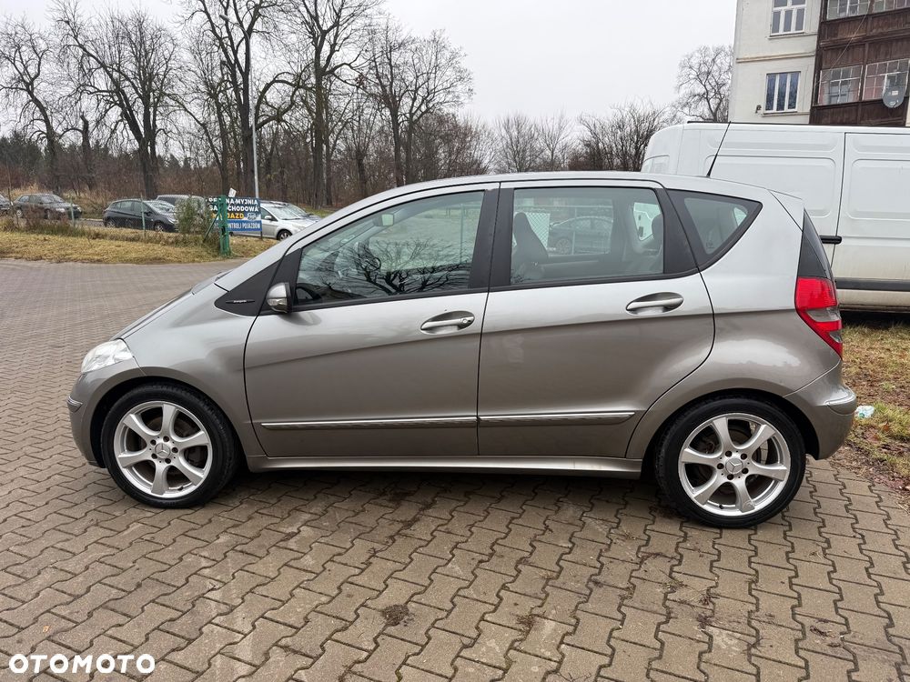 Mercedes-Benz Klasa A 200 Turbo Autotronic Avantgarde - 11