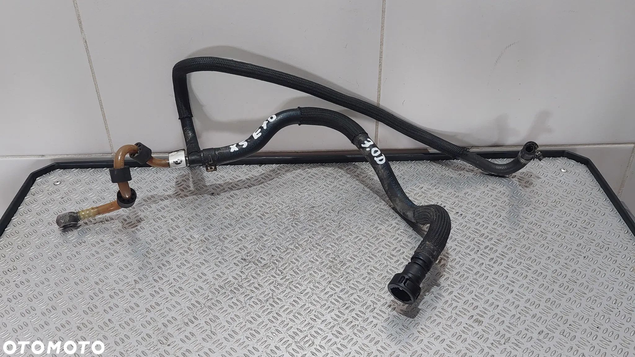 PRZEWÓD WĄŻ PALIWA BMW X5 E70 3,0 D 286KM R2009 NR 7793063 - 1