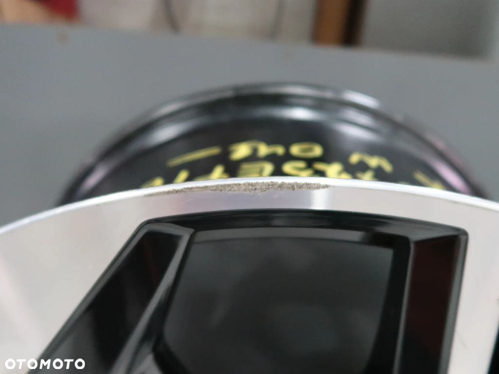 W041 Felga Aluminiowa Audi RSQ8  4M8601025AG - 10