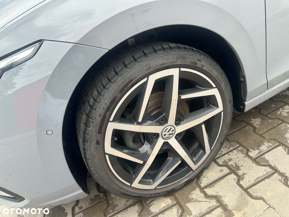 Volkswagen Golf 1.5 TSI EVO Style - 20