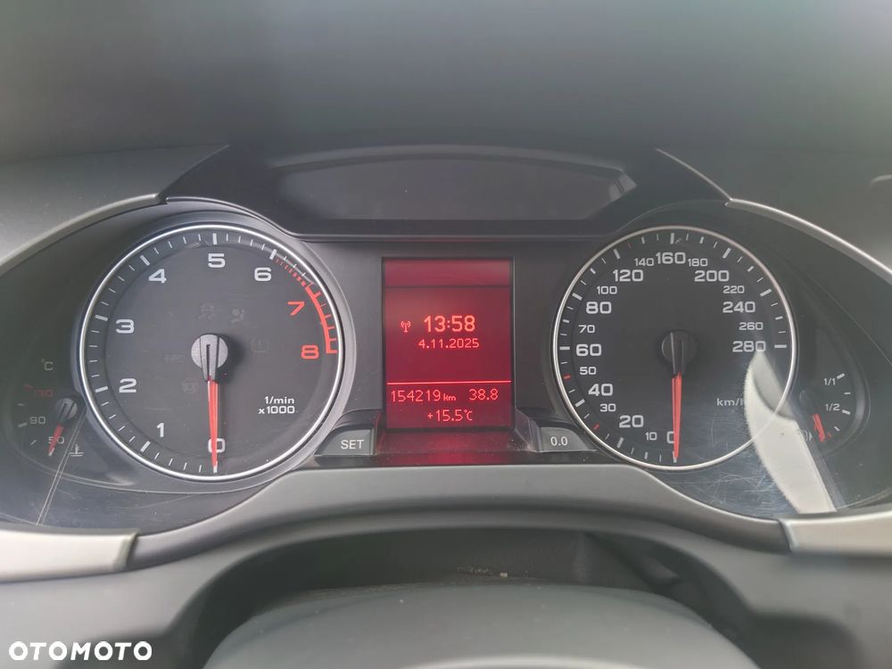 Audi A4 Limousine - 14