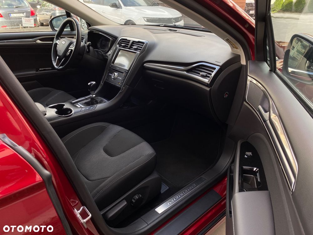 Ford Mondeo 1.5 EcoBoost Titanium - 32